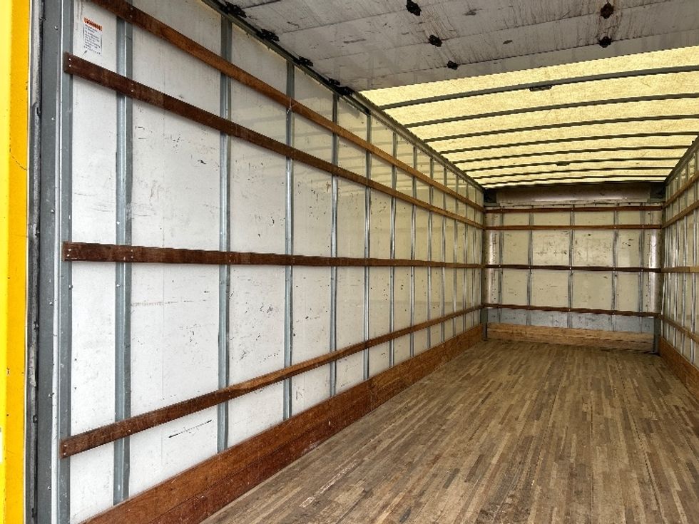 Medium Duty Box Truck-Light and Medium Duty Trucks-International-2021-MV607-Idaho Falls-ID-219,651\n\t\tmiles-$ 39,500 - Image 11