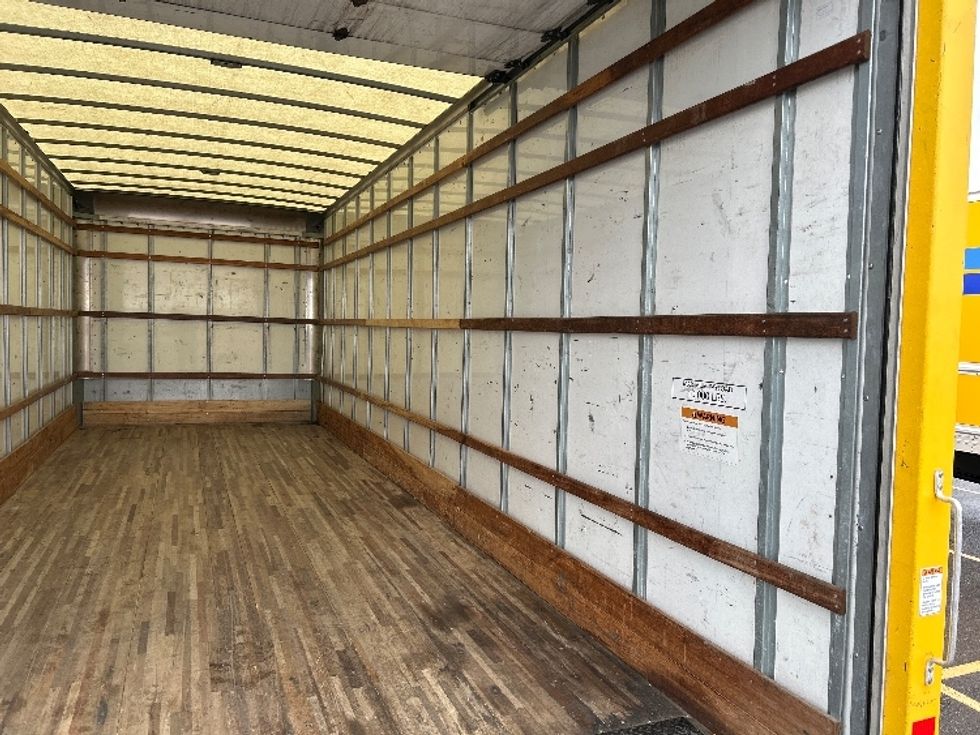 Medium Duty Box Truck-Light and Medium Duty Trucks-International-2021-MV607-Idaho Falls-ID-219,651\n\t\tmiles-$ 39,500 - Image 12