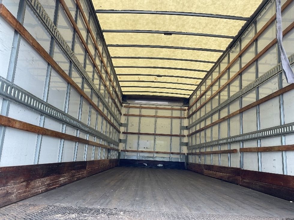 Medium Duty Box Truck-Light and Medium Duty Trucks-International-2021-MV607-Indianapolis-IN-122,928\n\t\tmiles-$ 65,000 - Image 8