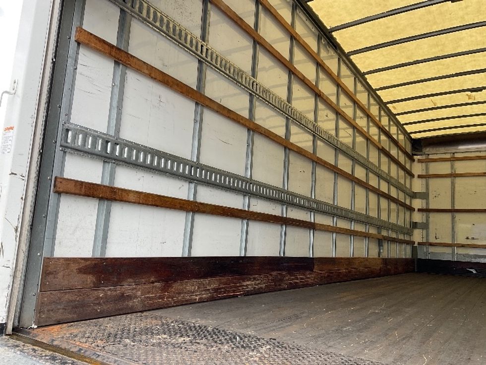 Medium Duty Box Truck-Light and Medium Duty Trucks-International-2021-MV607-Indianapolis-IN-122,928\n\t\tmiles-$ 65,000 - Image 11