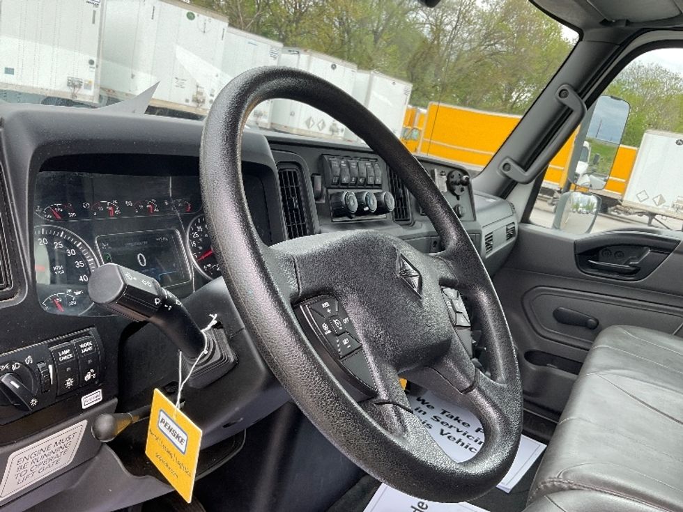 Medium Duty Box Truck-Light and Medium Duty Trucks-International-2021-MV607-Indianapolis-IN-122,928\n\t\tmiles-$ 65,000 - Image 17