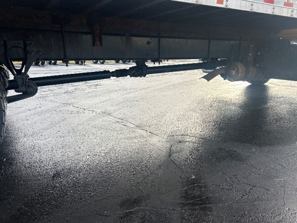 Medium Duty Box Truck-Light and Medium Duty Trucks-International-2021-MV607-Indianapolis-IN-148,139\n\t\tmiles-$ 43,500 - Image 14