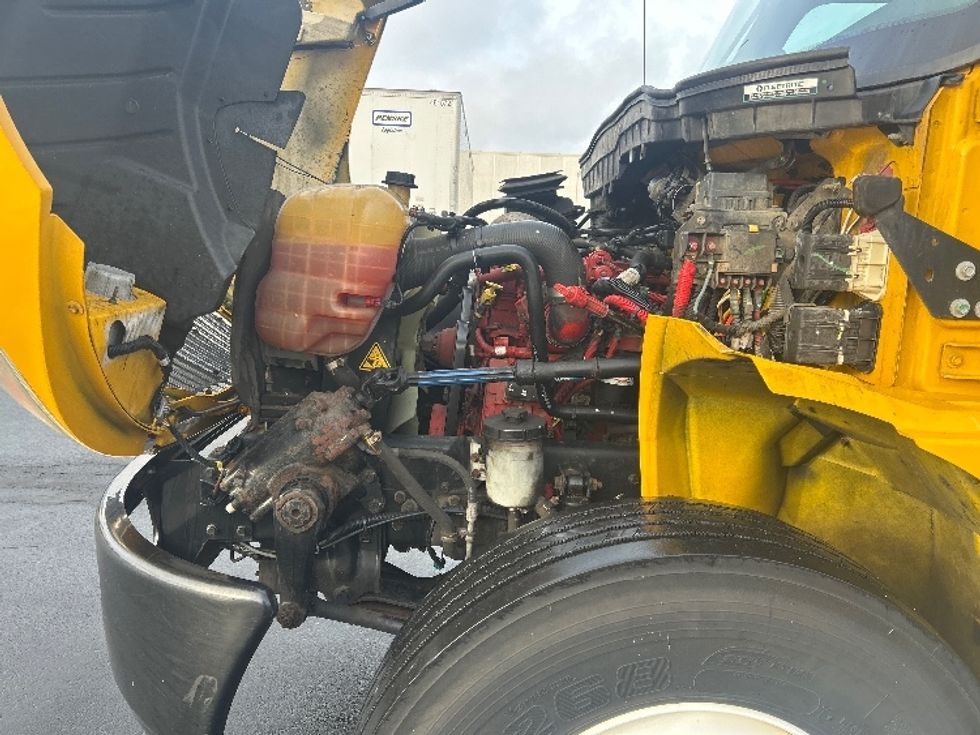 Medium Duty Box Truck-Light and Medium Duty Trucks-International-2021-MV607-Indianapolis-IN-148,139\n\t\tmiles-$ 43,500 - Image 24