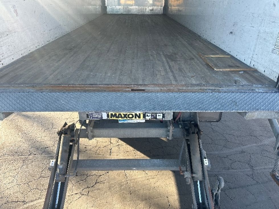 Medium Duty Box Truck-Light and Medium Duty Trucks-International-2021-MV607-Indianapolis-IN-162,975\n\t\tmiles-$ 56,500 - Image 10