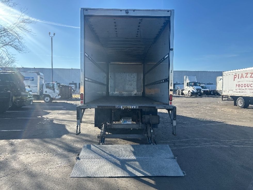 Medium Duty Box Truck-Light and Medium Duty Trucks-International-2021-MV607-Indianapolis-IN-162,975\n\t\tmiles-$ 56,500 - Image 9