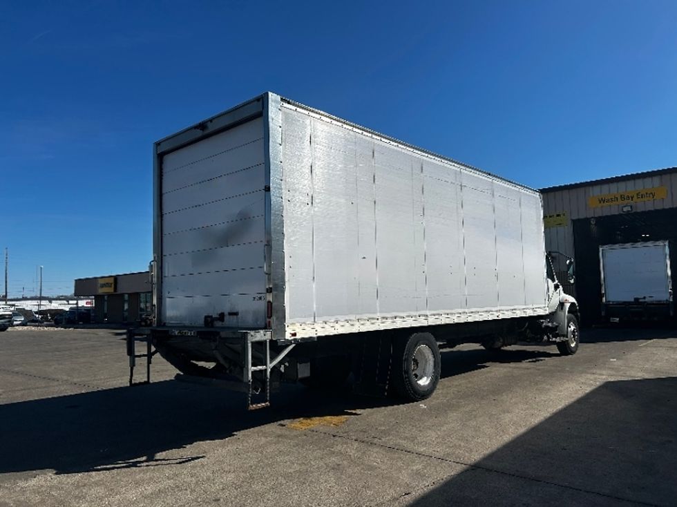 Medium Duty Box Truck-Light and Medium Duty Trucks-International-2021-MV607-Indianapolis-IN-162,975\n\t\tmiles-$ 56,500 - Image 13