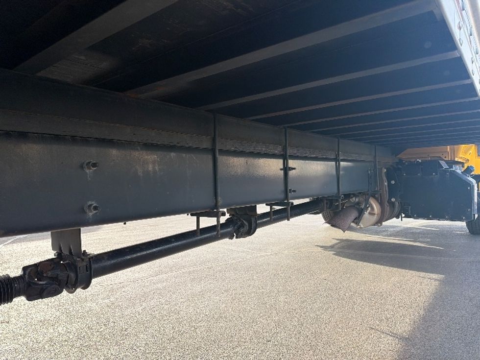 Medium Duty Box Truck-Light and Medium Duty Trucks-International-2021-MV607-Indianapolis-IN-195,460\n\t\tmiles-$ 43,000 - Image 14