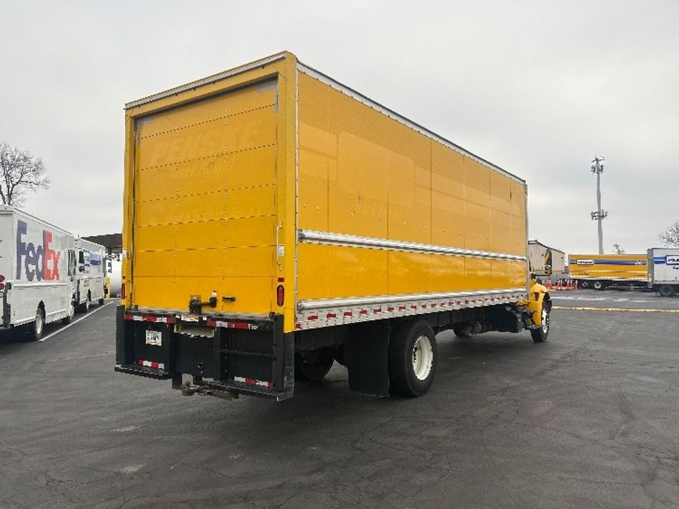 Medium Duty Box Truck-Light and Medium Duty Trucks-International-2021-MV607-Indianapolis-IN-204,520\n\t\tmiles-$ 41,500 - Image 13