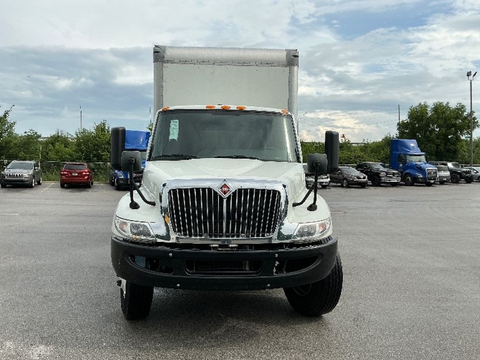 Medium Duty Box Truck-Light and Medium Duty Trucks-International-2021-MV607-Indianapolis-IN-213,952\n\t\tmiles-$ 52,250 - Image 2