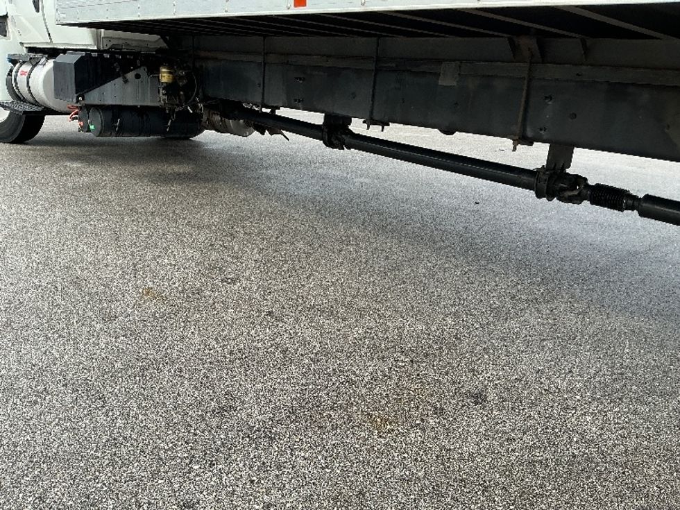 Medium Duty Box Truck-Light and Medium Duty Trucks-International-2021-MV607-Indianapolis-IN-213,952\n\t\tmiles-$ 52,250 - Image 5