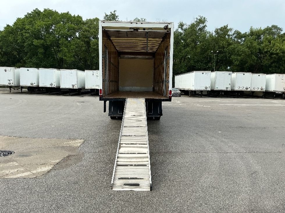 Medium Duty Box Truck-Light and Medium Duty Trucks-International-2021-MV607-Indianapolis-IN-213,952\n\t\tmiles-$ 52,250 - Image 9
