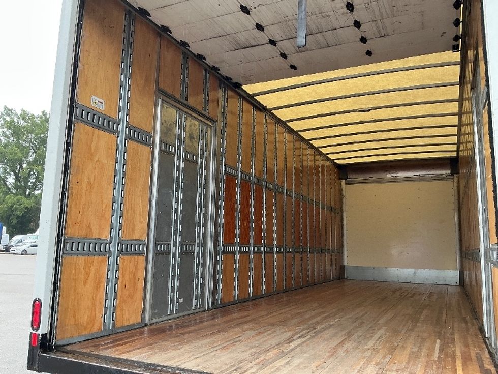 Medium Duty Box Truck-Light and Medium Duty Trucks-International-2021-MV607-Indianapolis-IN-213,952\n\t\tmiles-$ 52,250 - Image 11