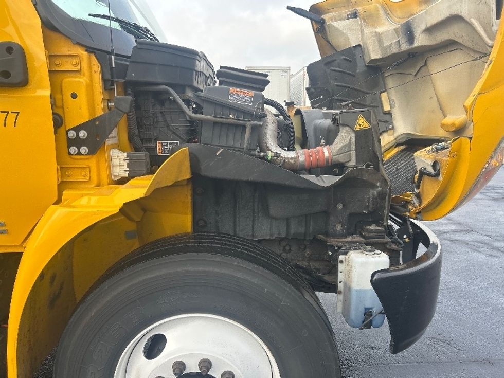 Medium Duty Box Truck-Light and Medium Duty Trucks-International-2021-MV607-Indianapolis-IN-225,112\n\t\tmiles-$ 38,750 - Image 23