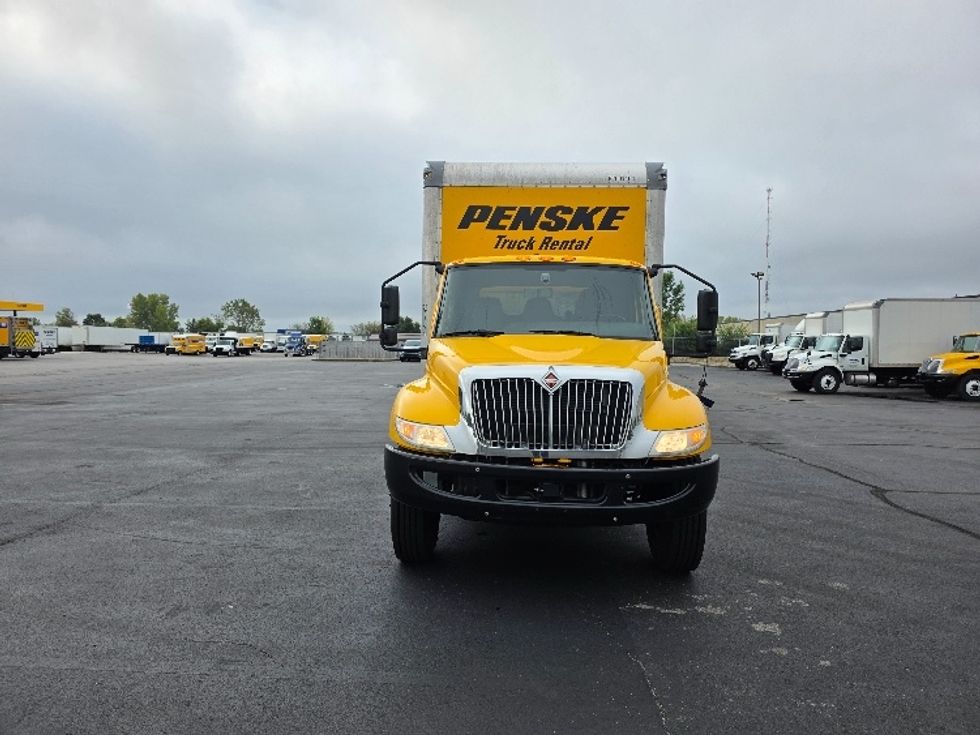 Medium Duty Box Truck-Light and Medium Duty Trucks-International-2021-MV607-Indianapolis-IN-238,937\n\t\tmiles-$ 38,000 - Image 2