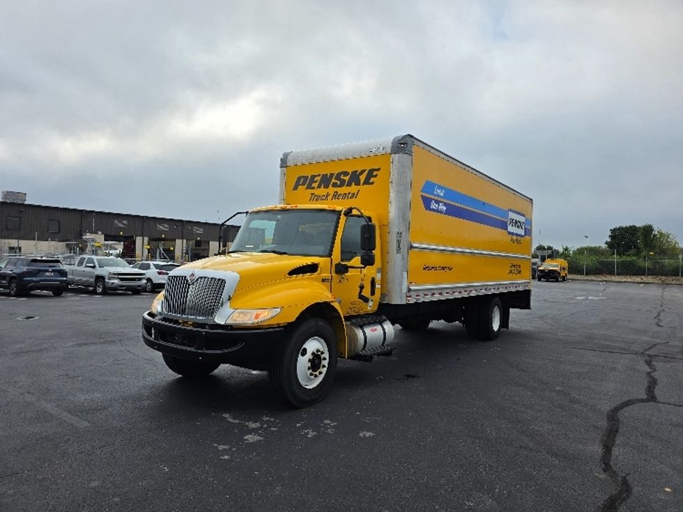 Medium Duty Box Truck-Light and Medium Duty Trucks-International-2021-MV607-Indianapolis-IN-238,937\n\t\tmiles-$ 38,000 - Image 3