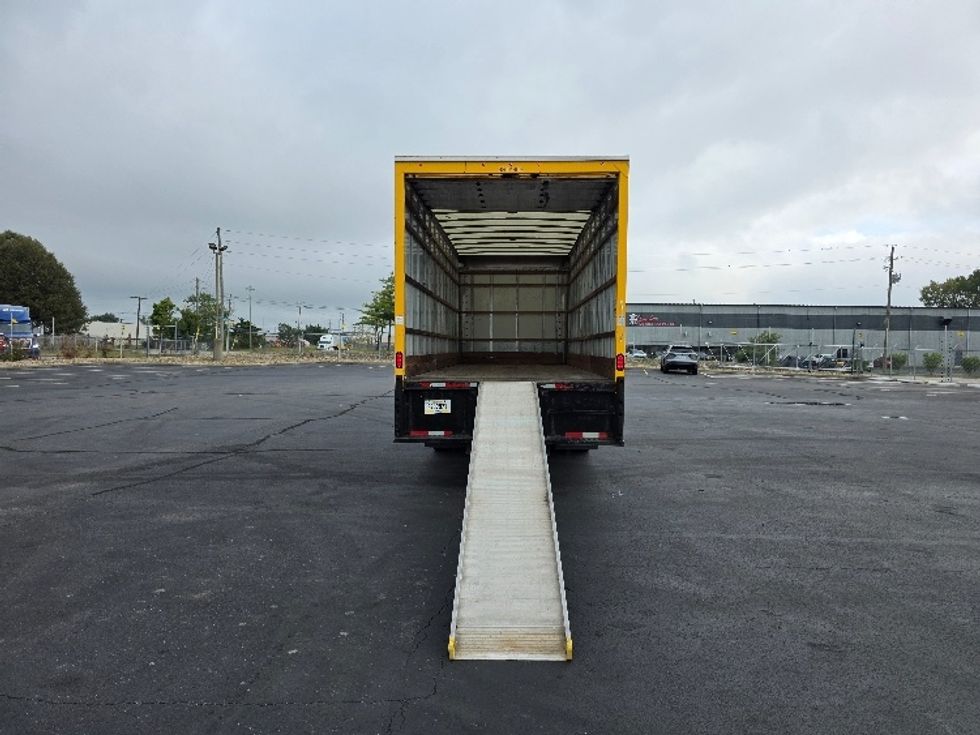 Medium Duty Box Truck-Light and Medium Duty Trucks-International-2021-MV607-Indianapolis-IN-238,937\n\t\tmiles-$ 38,000 - Image 9