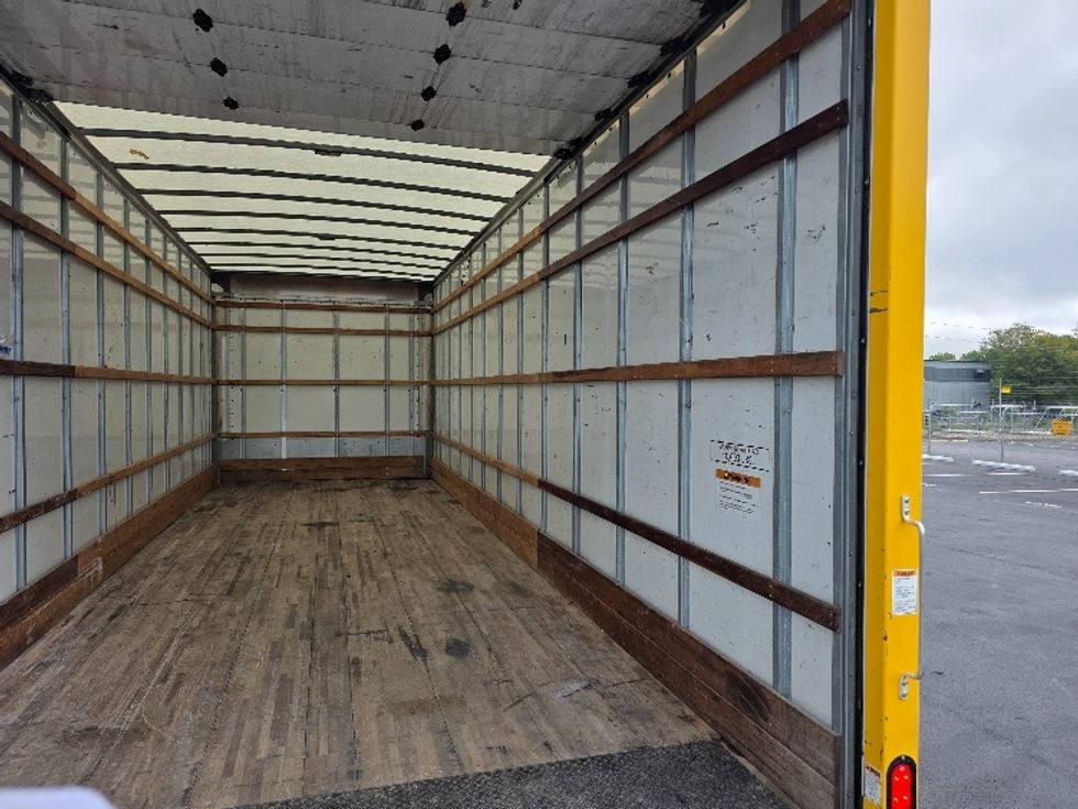 Medium Duty Box Truck-Light and Medium Duty Trucks-International-2021-MV607-Indianapolis-IN-238,937\n\t\tmiles-$ 38,000 - Image 12