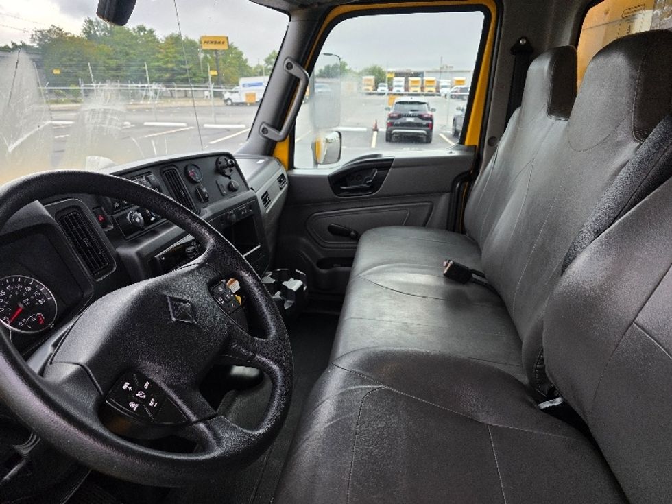 Medium Duty Box Truck-Light and Medium Duty Trucks-International-2021-MV607-Indianapolis-IN-238,937\n\t\tmiles-$ 38,000 - Image 19
