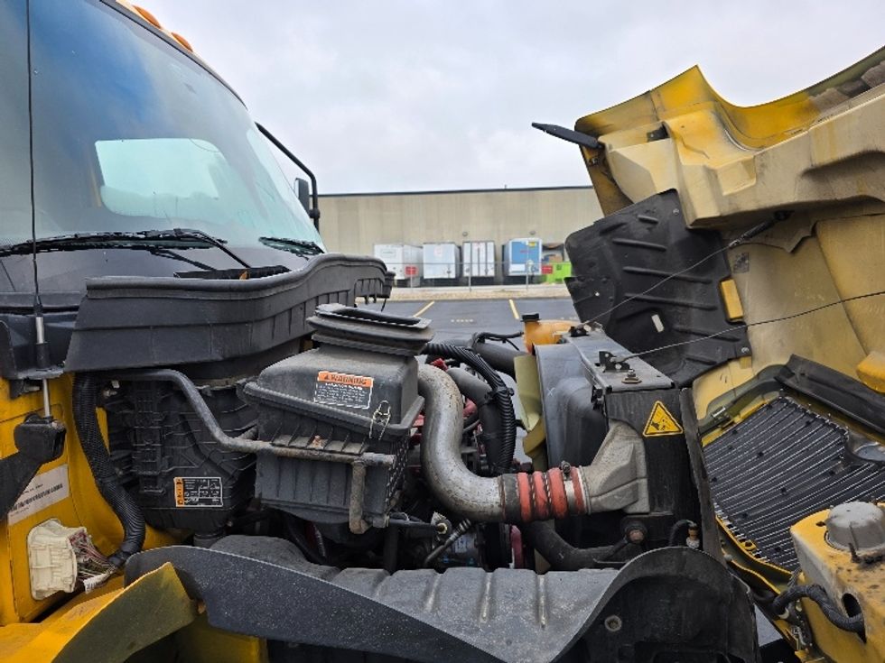 Medium Duty Box Truck-Light and Medium Duty Trucks-International-2021-MV607-Indianapolis-IN-238,937\n\t\tmiles-$ 38,000 - Image 23