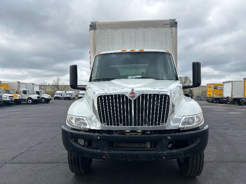 Medium Duty Box Truck-Light and Medium Duty Trucks-International-2021-MV607-Indianapolis-IN-248,000\n\t\tmiles-$ 42,000 - Image 2
