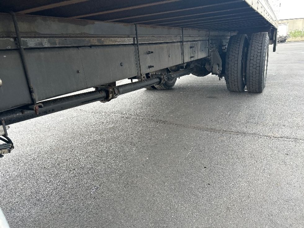 Medium Duty Box Truck-Light and Medium Duty Trucks-International-2021-MV607-Indianapolis-IN-248,000\n\t\tmiles-$ 42,000 - Image 5