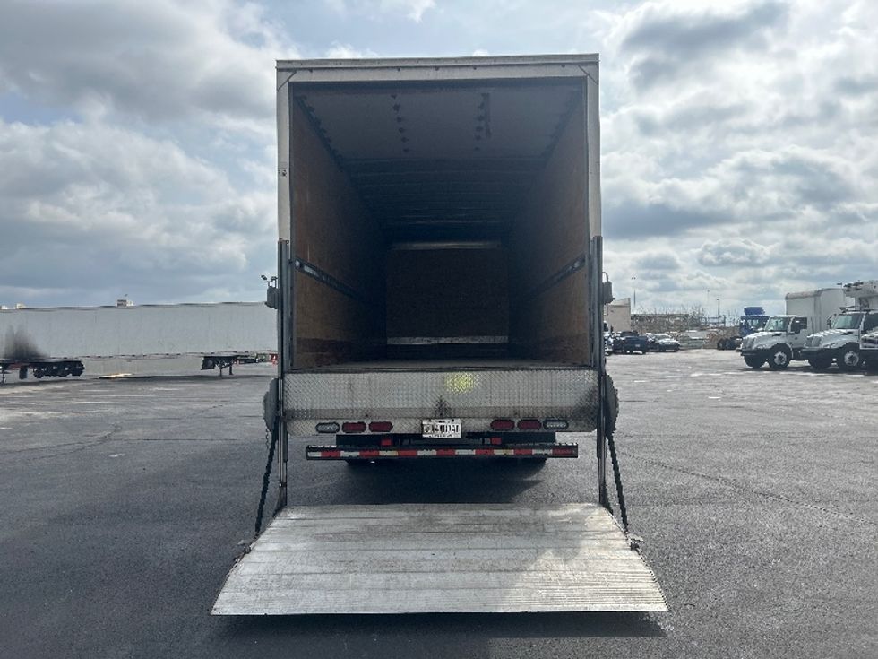 Medium Duty Box Truck-Light and Medium Duty Trucks-International-2021-MV607-Indianapolis-IN-248,000\n\t\tmiles-$ 42,000 - Image 9