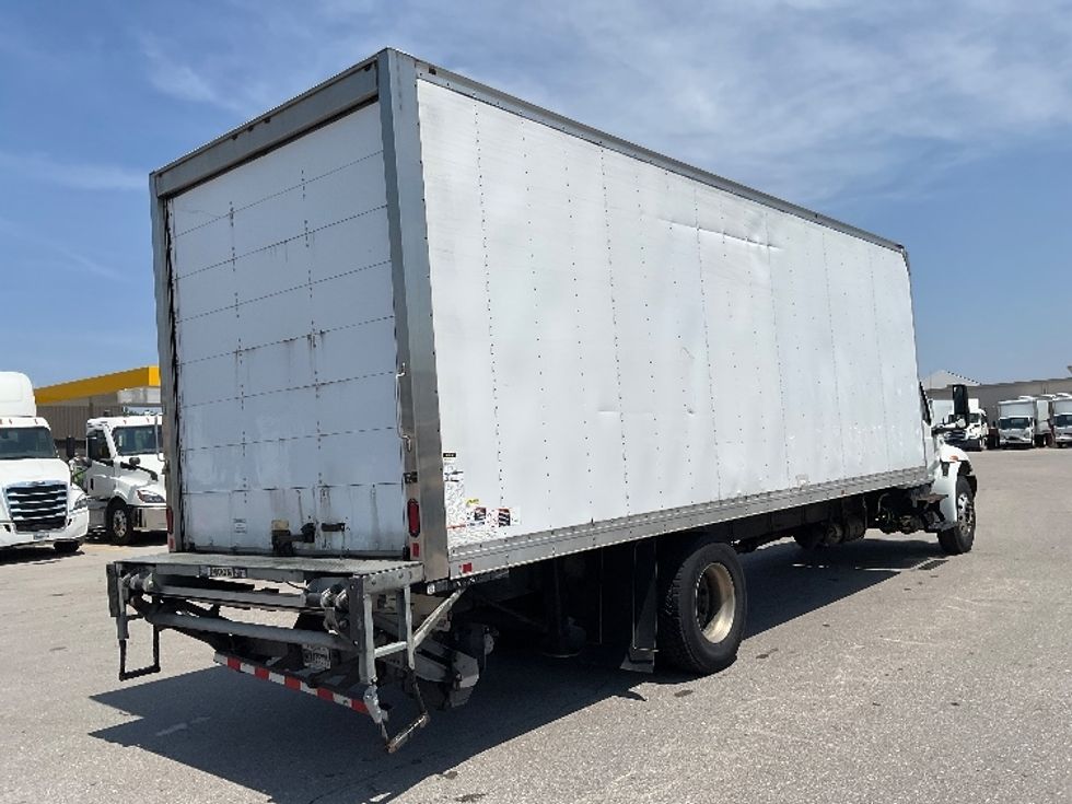 Medium Duty Box Truck-Light and Medium Duty Trucks-International-2021-MV607-Indianapolis-IN-318,802\n\t\tmiles-$ 26,000 - Image 13