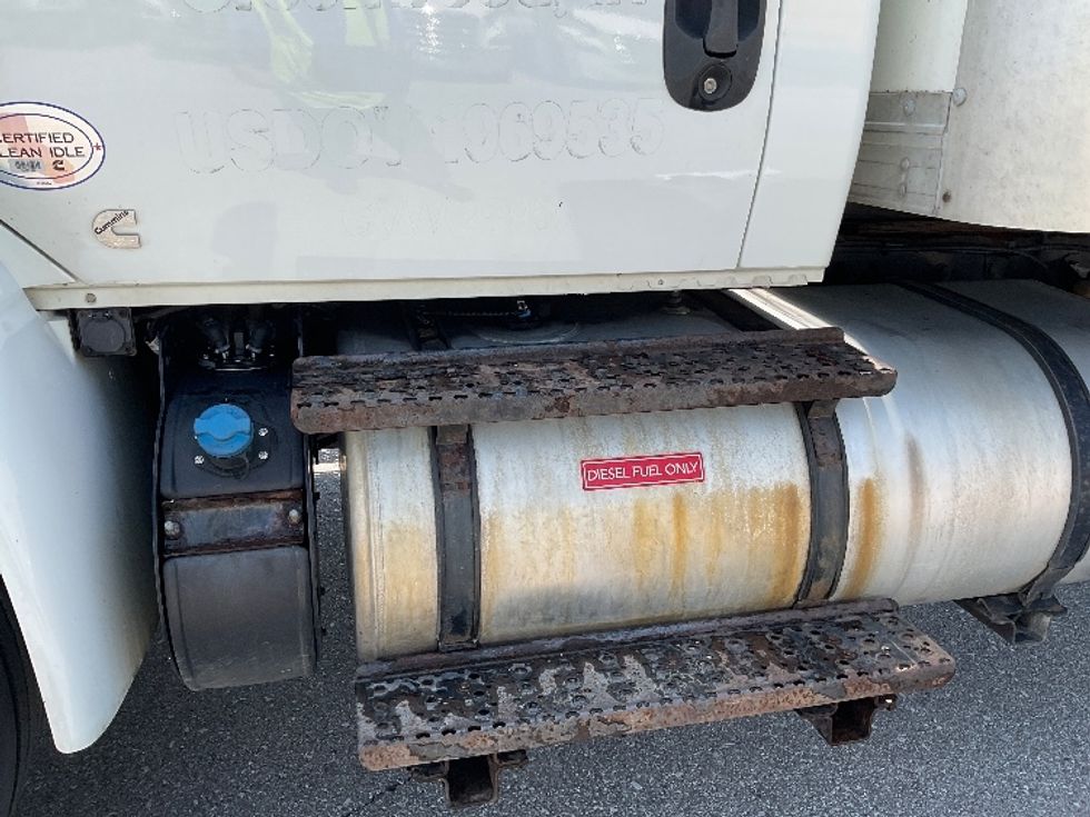 Medium Duty Box Truck-Light and Medium Duty Trucks-International-2021-MV607-Indianapolis-IN-318,802\n\t\tmiles-$ 26,000 - Image 25