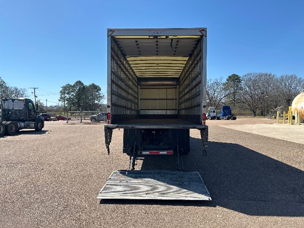 Medium Duty Box Truck-Light and Medium Duty Trucks-International-2021-MV607-Jackson-MS-246,660\n\t\tmiles-$ 43,250 - Image 9