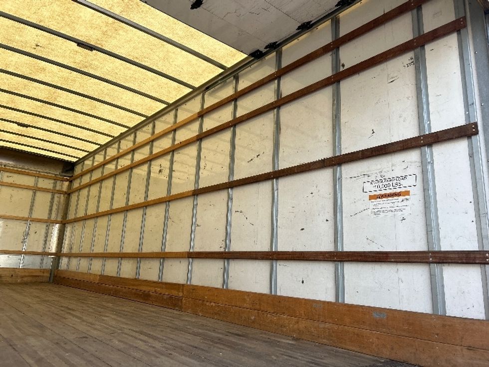 Medium Duty Box Truck-Light and Medium Duty Trucks-International-2021-MV607-Jackson-TN-232,081\n\t\tmiles-$ 37,500 - Image 12