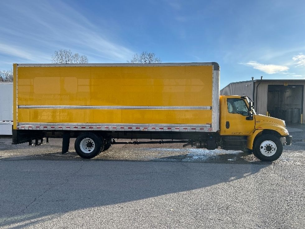 Medium Duty Box Truck-Light and Medium Duty Trucks-International-2021-MV607-Jackson-TN-232,081\n\t\tmiles-$ 37,500 - Image 15