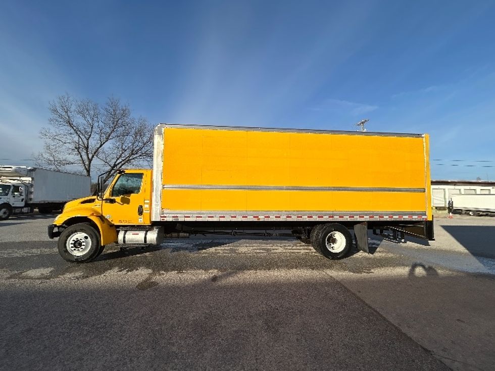 Medium Duty Box Truck-Light and Medium Duty Trucks-International-2021-MV607-Jackson-TN-232,081\n\t\tmiles-$ 37,500 - Image 4