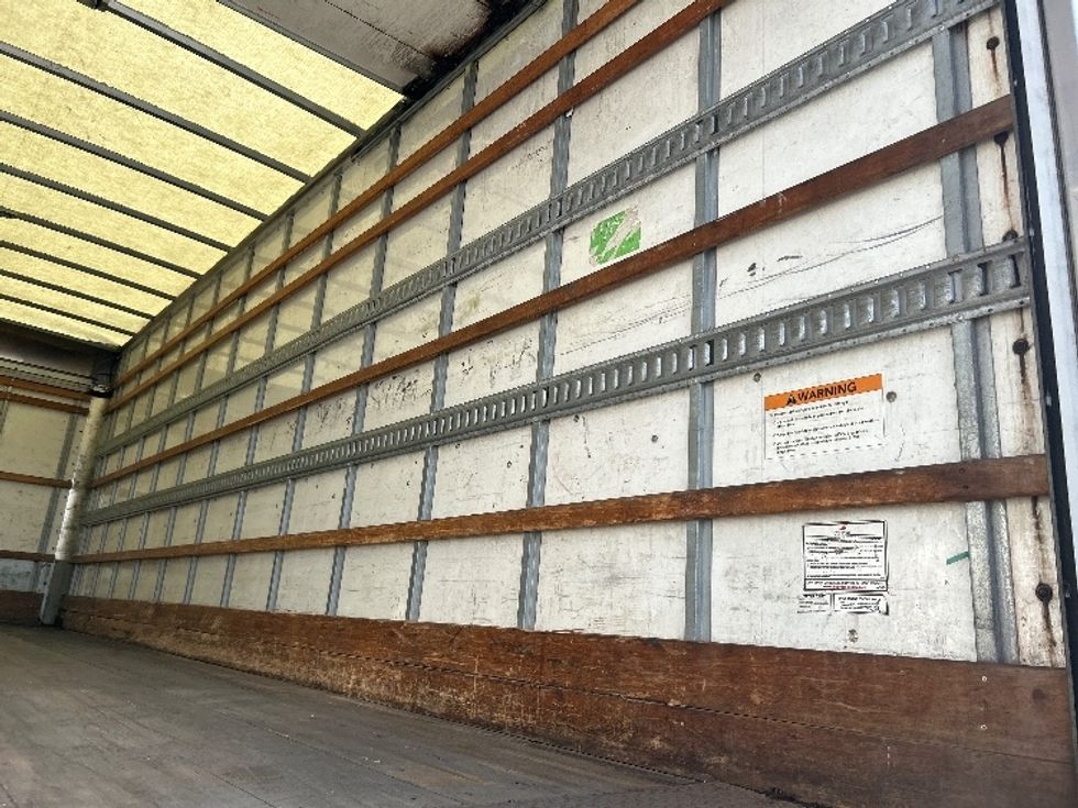 Medium Duty Box Truck-Light and Medium Duty Trucks-International-2021-MV607-Jackson-TN-252,120\n\t\tmiles-$ 41,000 - Image 12