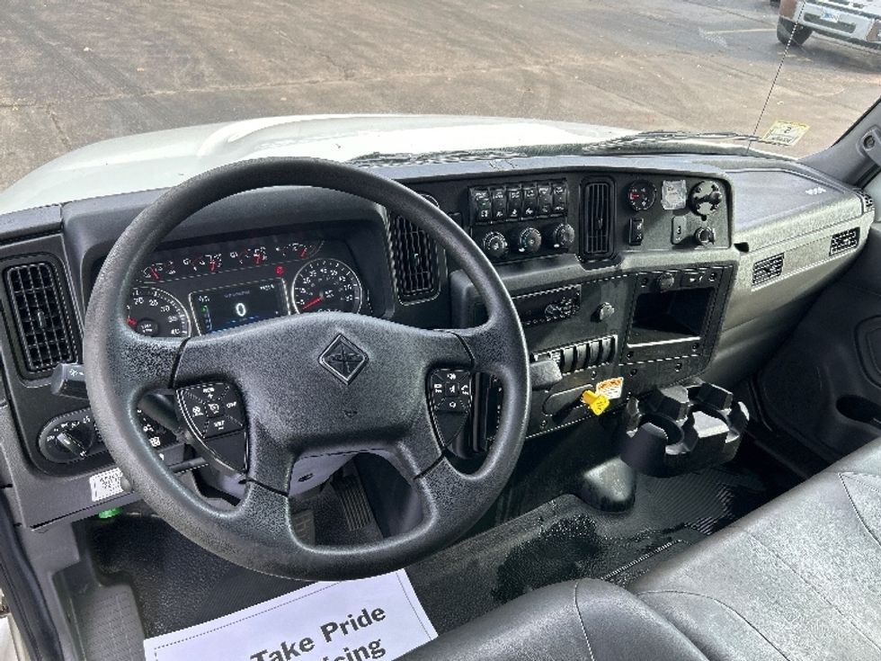 Medium Duty Box Truck-Light and Medium Duty Trucks-International-2021-MV607-Jackson-TN-252,120\n\t\tmiles-$ 41,000 - Image 18
