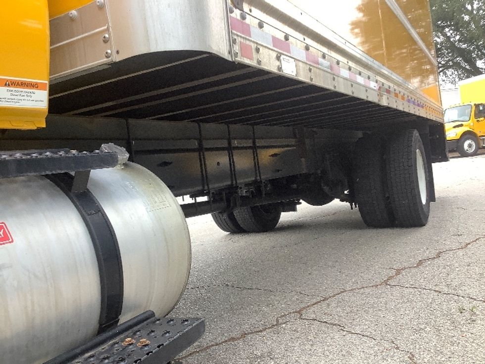 Medium Duty Box Truck-Light and Medium Duty Trucks-International-2021-MV607-Jacksonville-FL-170,510\n\t\tmiles-$ 40,250 - Image 5