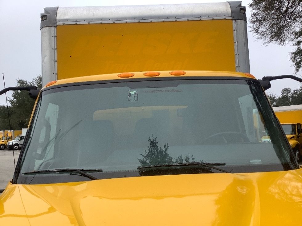 Medium Duty Box Truck-Light and Medium Duty Trucks-International-2021-MV607-Jacksonville-FL-170,510\n\t\tmiles-$ 40,250 - Image 28