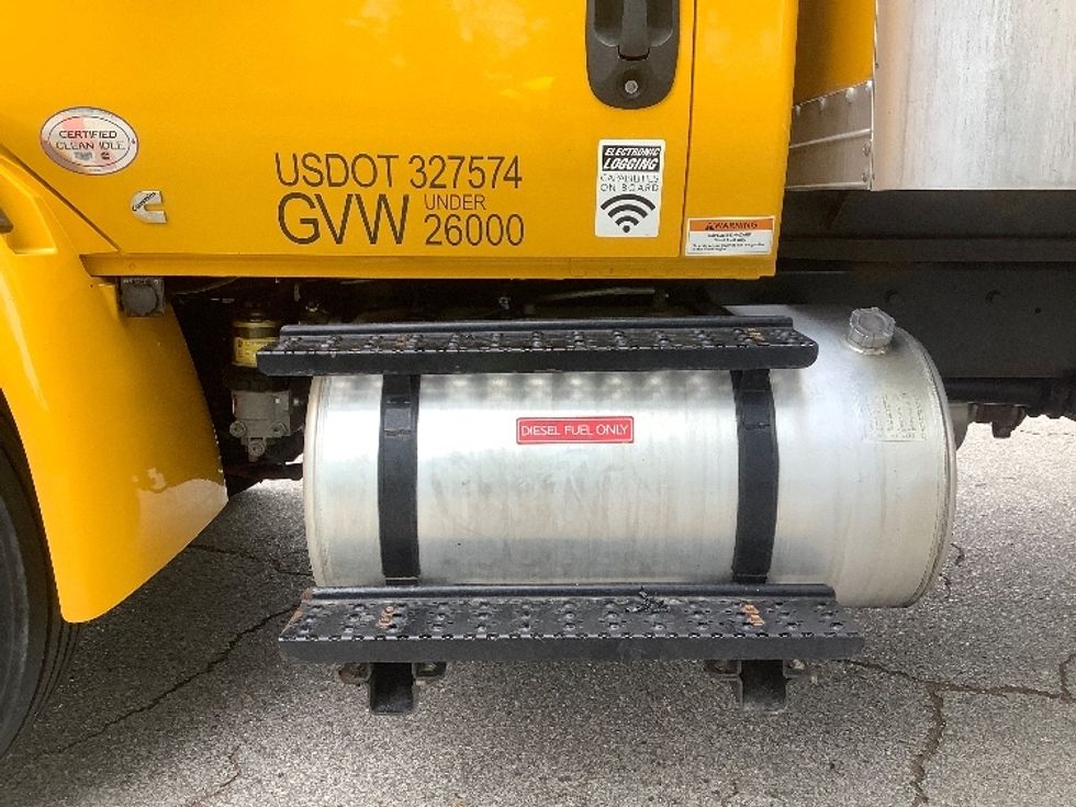 Medium Duty Box Truck-Light and Medium Duty Trucks-International-2021-MV607-Jacksonville-FL-170,510\n\t\tmiles-$ 40,250 - Image 25