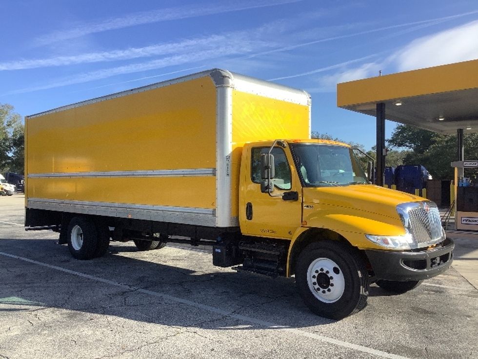 Medium Duty Box Truck-Light and Medium Duty Trucks-International-2021-MV607-Jacksonville-FL-215,488\n\t\tmiles-$ 40,000 - Image 1