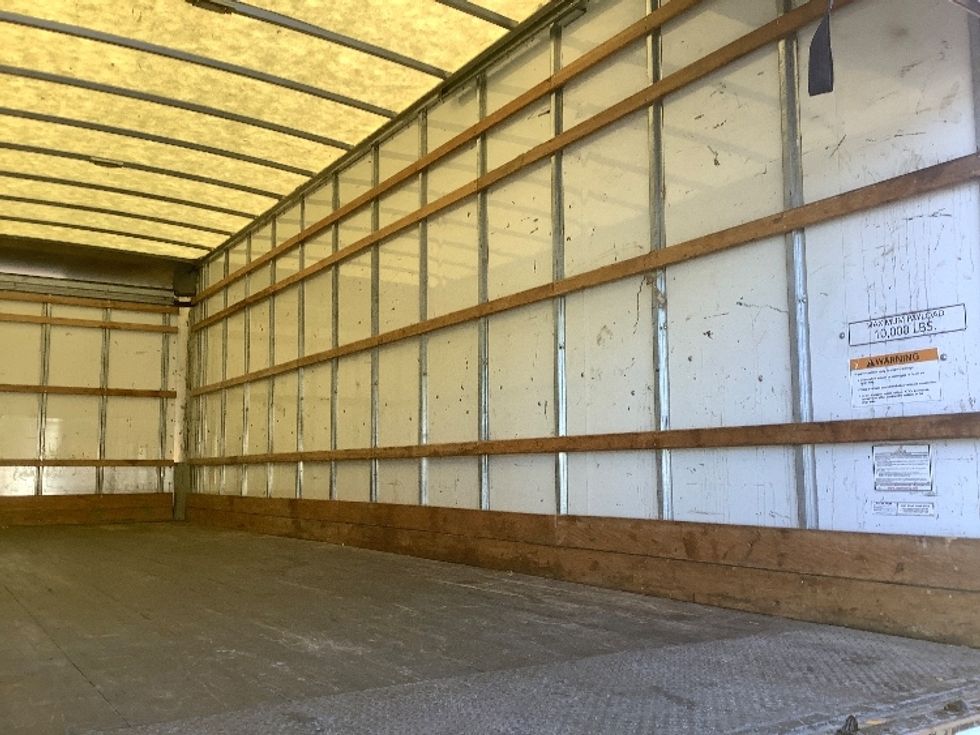 Medium Duty Box Truck-Light and Medium Duty Trucks-International-2021-MV607-Jacksonville-FL-215,488\n\t\tmiles-$ 40,000 - Image 12