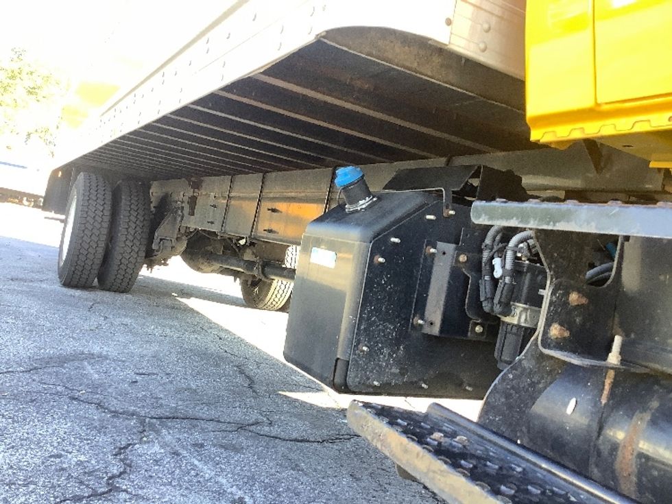 Medium Duty Box Truck-Light and Medium Duty Trucks-International-2021-MV607-Jacksonville-FL-215,488\n\t\tmiles-$ 40,000 - Image 14