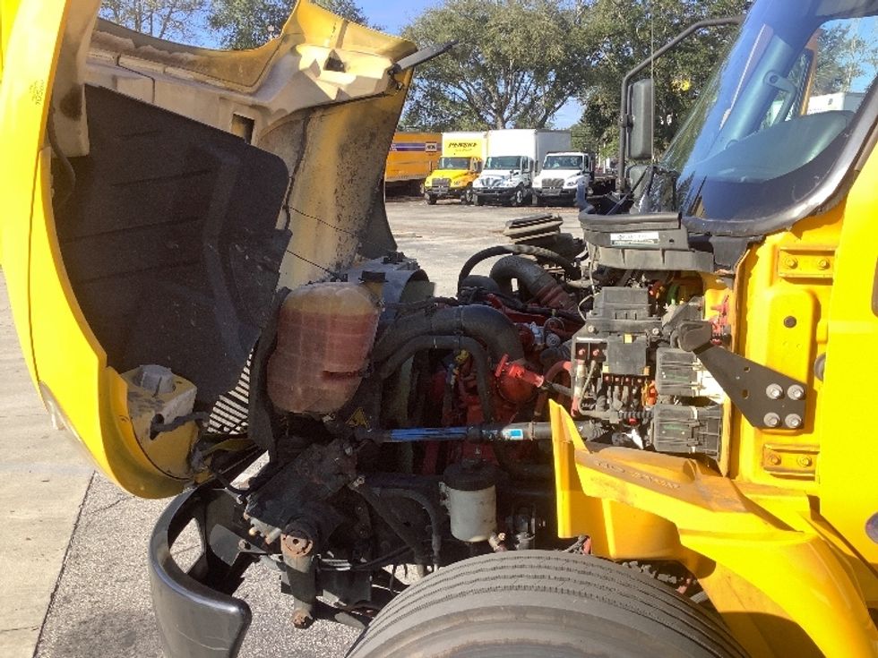 Medium Duty Box Truck-Light and Medium Duty Trucks-International-2021-MV607-Jacksonville-FL-215,488\n\t\tmiles-$ 40,000 - Image 24