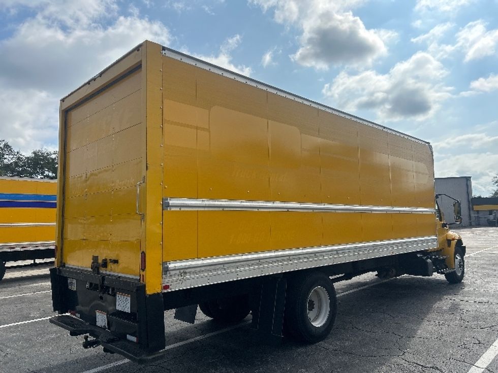 Medium Duty Box Truck-Light and Medium Duty Trucks-International-2021-MV607-Jacksonville-FL-231,165\n\t\tmiles-$ 37,750 - Image 13