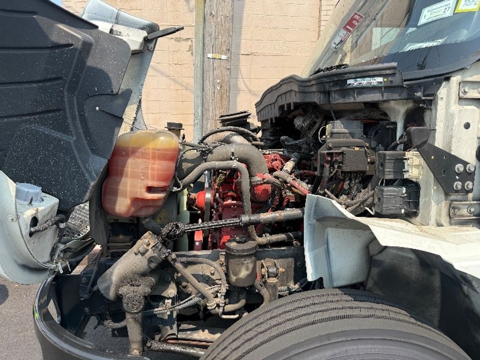 Medium Duty Box Truck-Light and Medium Duty Trucks-International-2021-MV607-Jamaica-NY-130,882\n\t\tmiles-$ 63,000 - Image 24