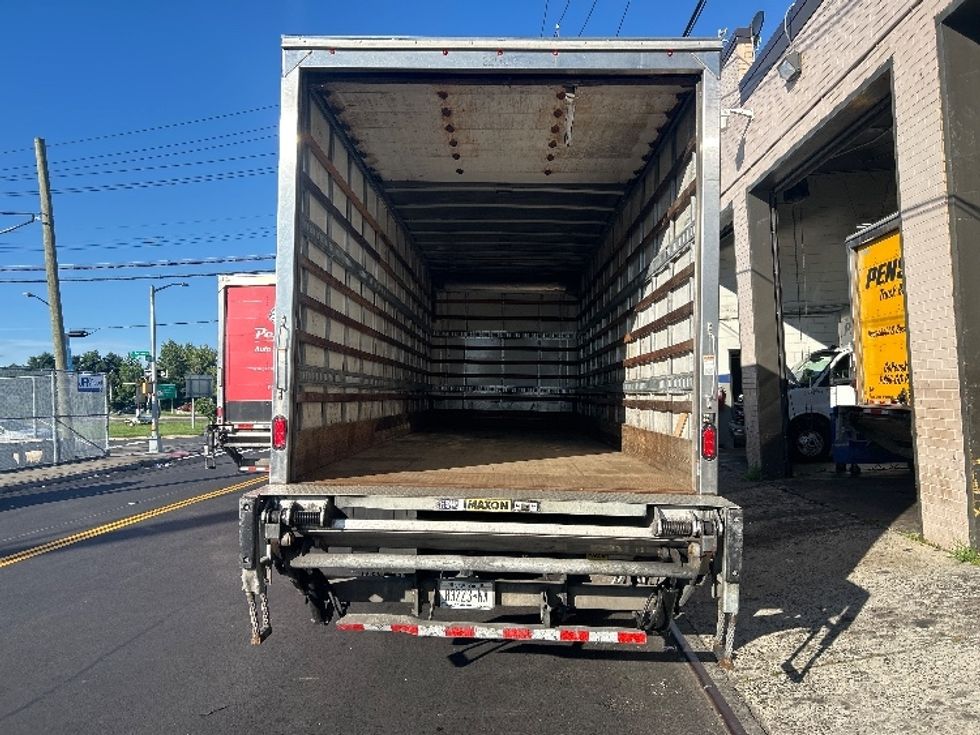 Medium Duty Box Truck-Light and Medium Duty Trucks-International-2021-MV607-Jamaica-NY-130,882\n\t\tmiles-$ 63,000 - Image 8