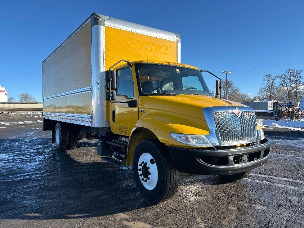 Medium Duty Box Truck-Light and Medium Duty Trucks-International-2021-MV607-Jerome-ID-158,036\n\t\tmiles-$ 42,000 - Image 1