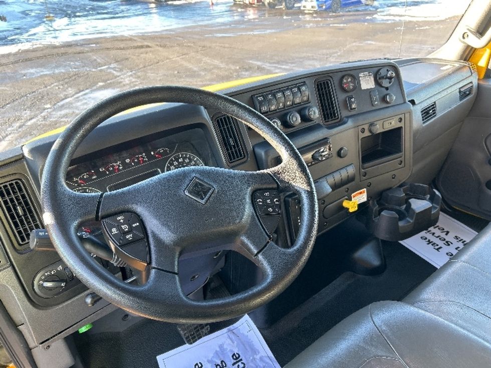 Medium Duty Box Truck-Light and Medium Duty Trucks-International-2021-MV607-Jerome-ID-158,036\n\t\tmiles-$ 42,000 - Image 17