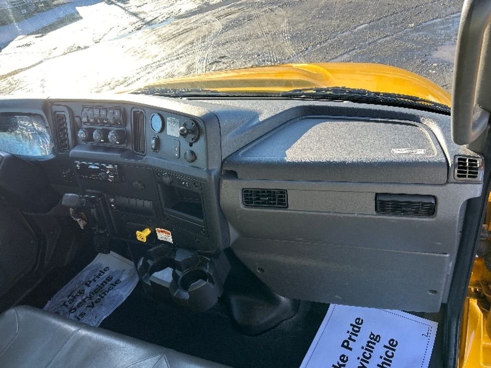 Medium Duty Box Truck-Light and Medium Duty Trucks-International-2021-MV607-Jerome-ID-158,036\n\t\tmiles-$ 42,000 - Image 21