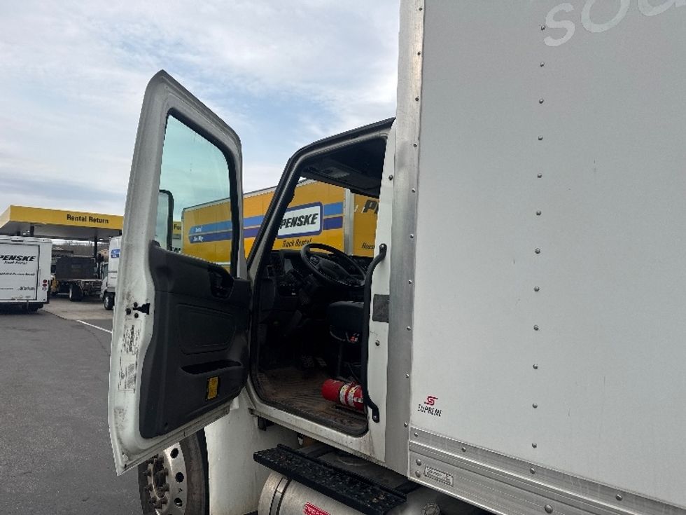 Medium Duty Box Truck-Light and Medium Duty Trucks-International-2021-MV607-Jessup-MD-104,223\n\t\tmiles-$ 62,750 - Image 15