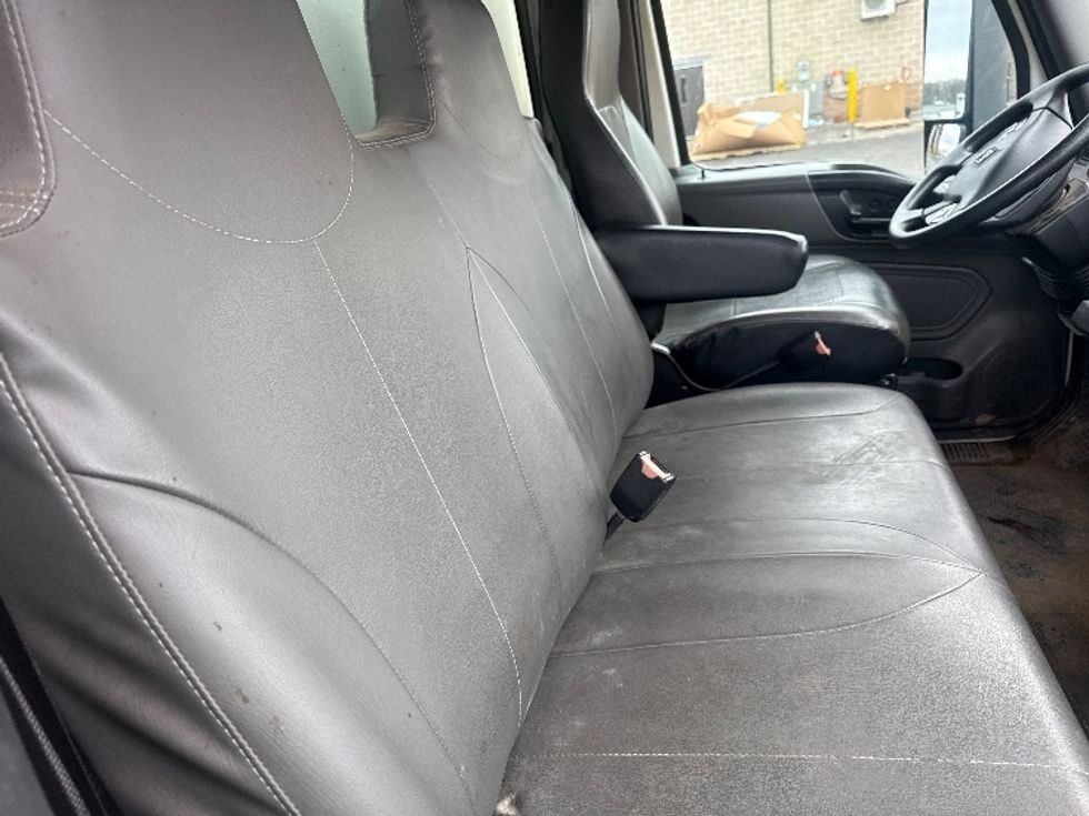 Medium Duty Box Truck-Light and Medium Duty Trucks-International-2021-MV607-Jessup-MD-104,223\n\t\tmiles-$ 62,750 - Image 19