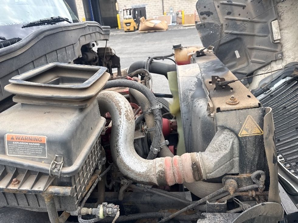 Medium Duty Box Truck-Light and Medium Duty Trucks-International-2021-MV607-Jessup-MD-104,223\n\t\tmiles-$ 62,750 - Image 20